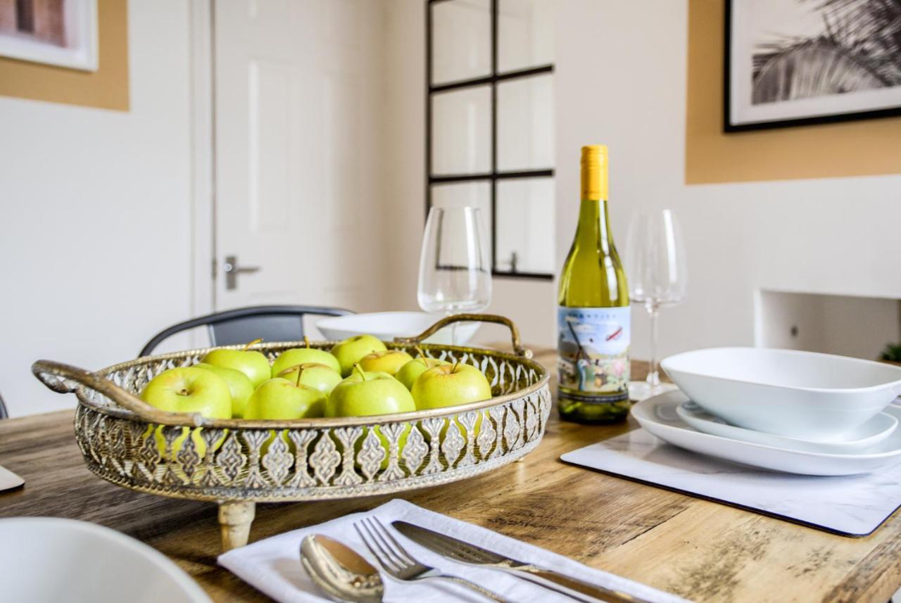 Coventry Fashionable House, City Centre, Free Parking, Sleeps 4, By Empower Homes Zewnętrze zdjęcie